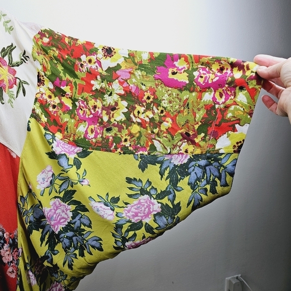 Vincente Boho Mixed Media Print Embroidered Floral Semi Sheer Kimono - Picture 13 of 16